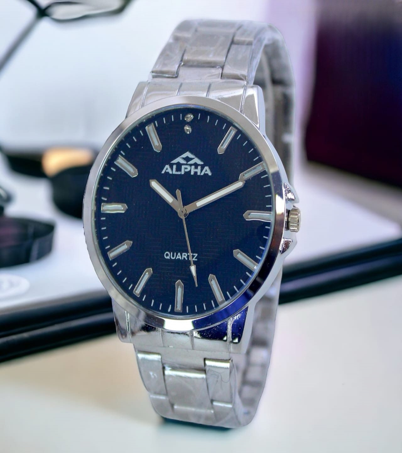 ALPHA CHAIN WATCH FOR MEN.