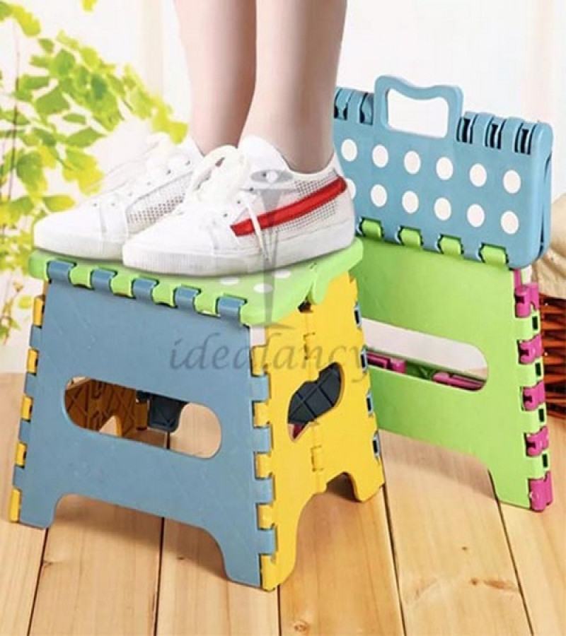 FOLDING STOOL.